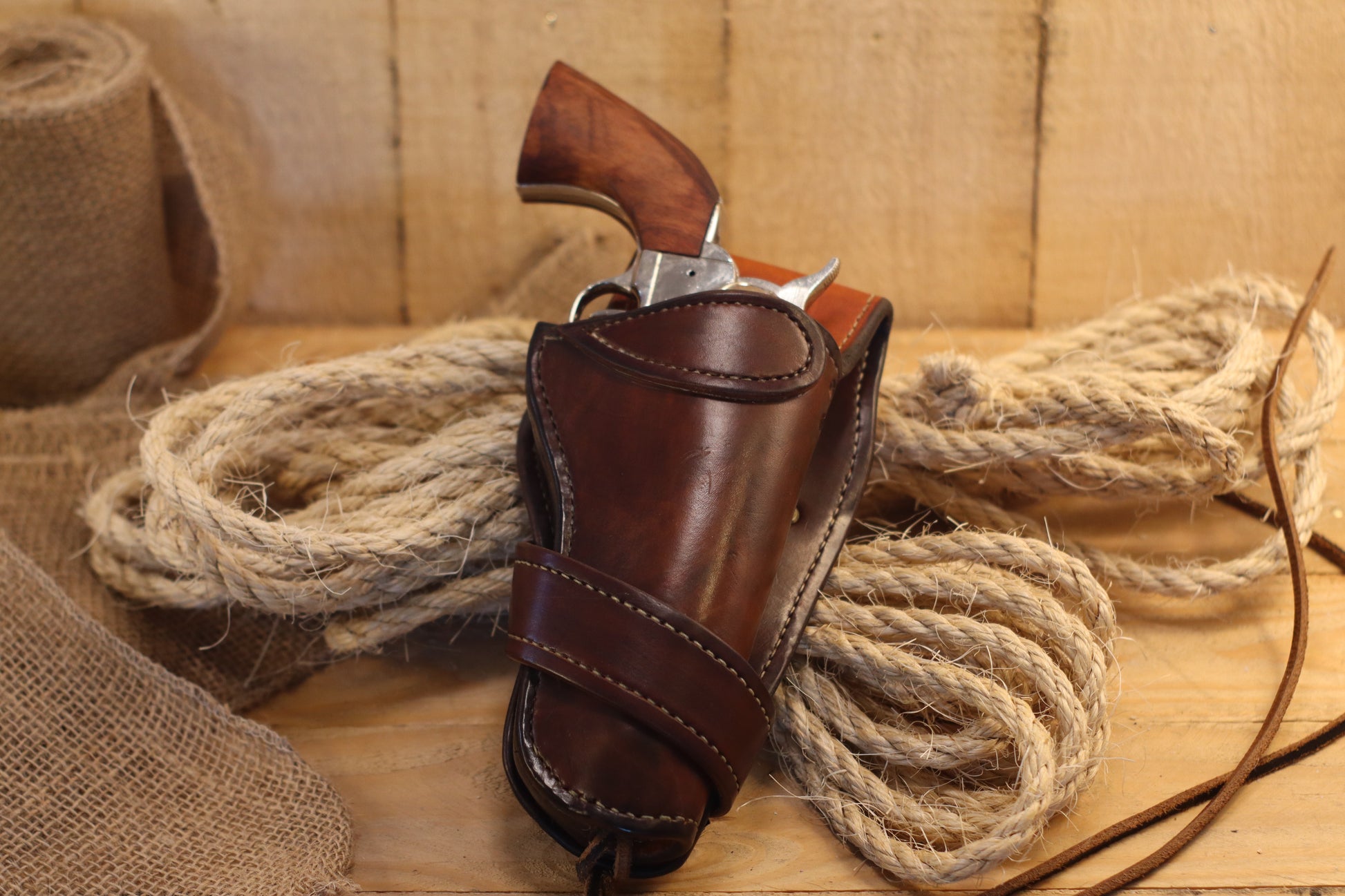 Strong Side Ridge Runner in Dark Brown with Saddle Tan Lining